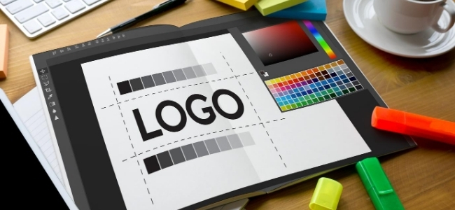 What is the best free logo maker