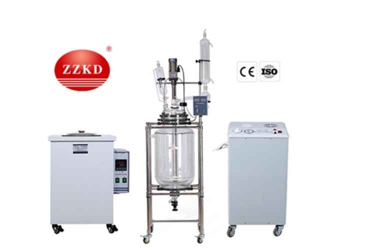 What is a glass reactor used for